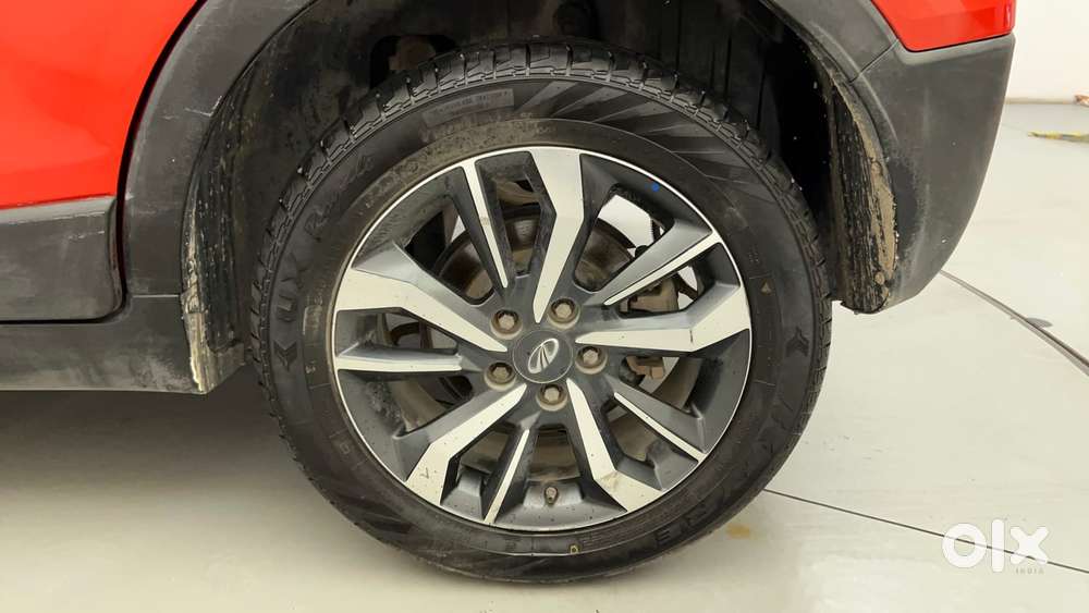 Mahindra Xuv300 W8 Option, 2019, Petrol