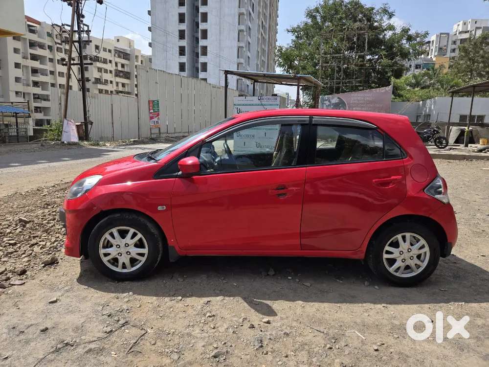 Honda Brio 2012 I-vtec Petrol  Well Maintained  1 Lakh Km Driven