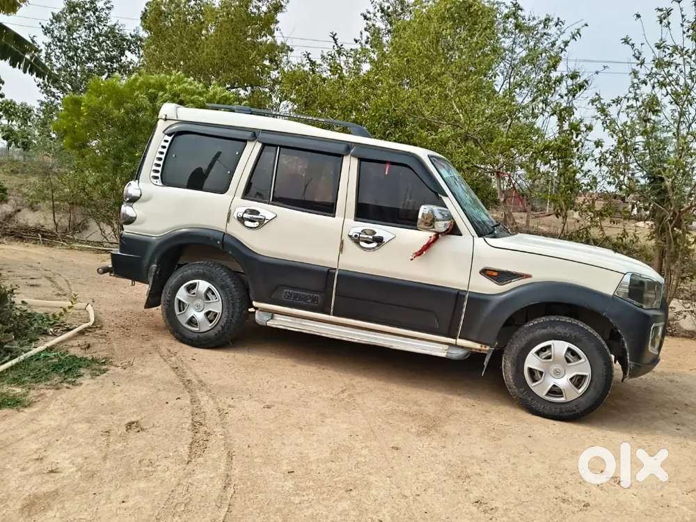 Mahindra Scorpio Classic 2017