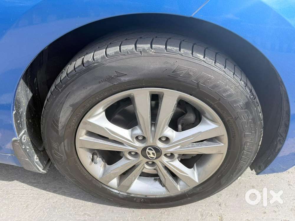 Hyundai Elantra 2.0 S, 2017, Petrol