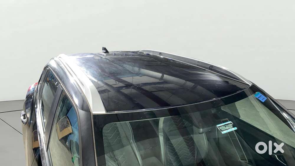 Nissan Magnite 1.0 Xv Premium, 2022, Petrol