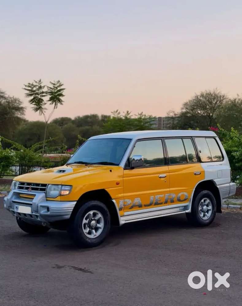 Mitsubishi Pajero Sfx 2011