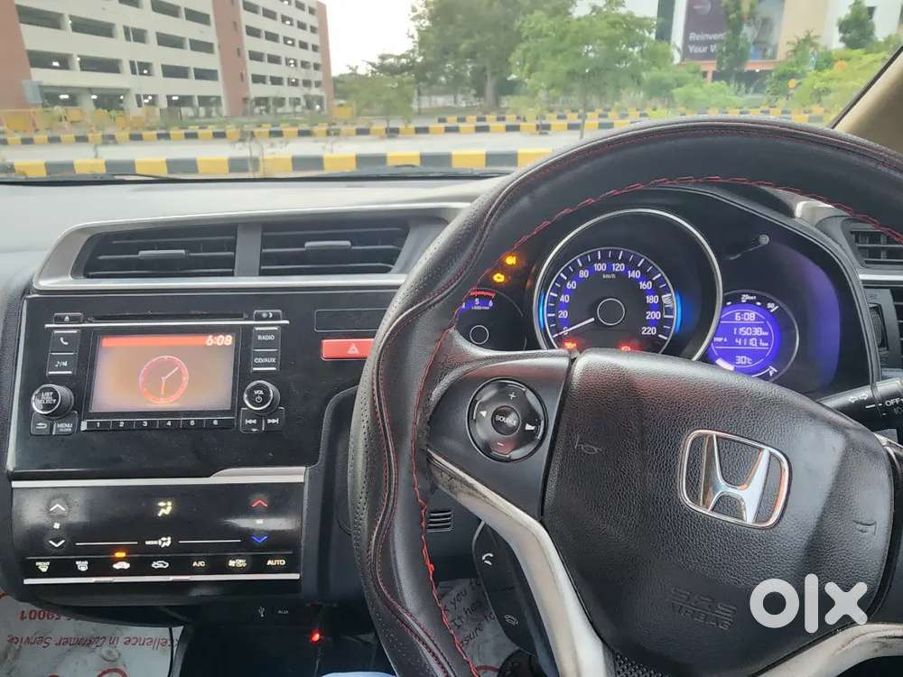 Honda Jazz 2016 Diesel Well Maintained
