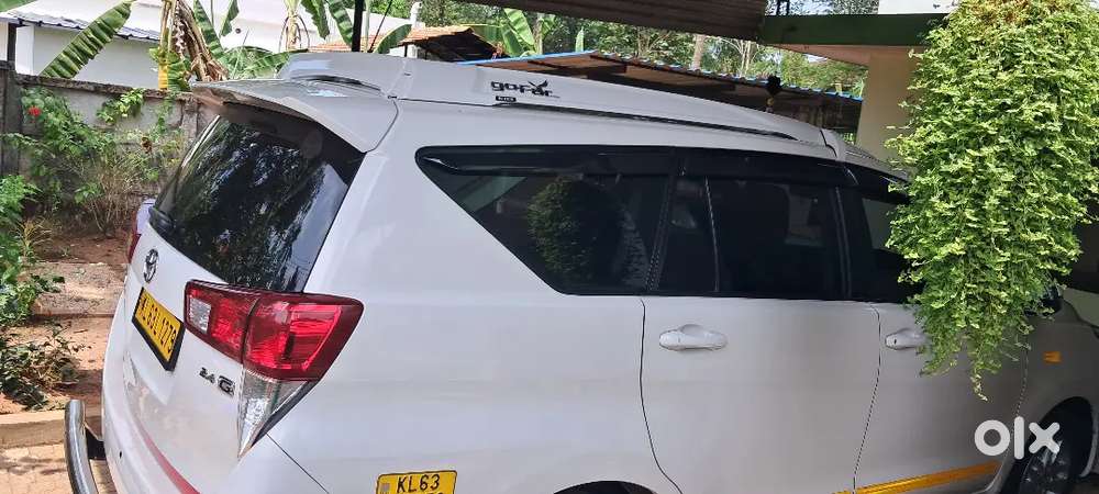 Toyota Innova Crysta 2018(re) Diesel Well Maintained.