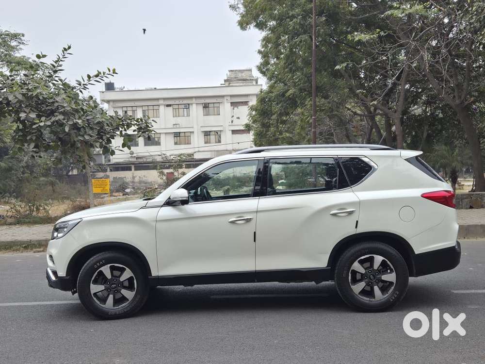 Mahindra Alturas G4 4wd At, 2020, Diesel