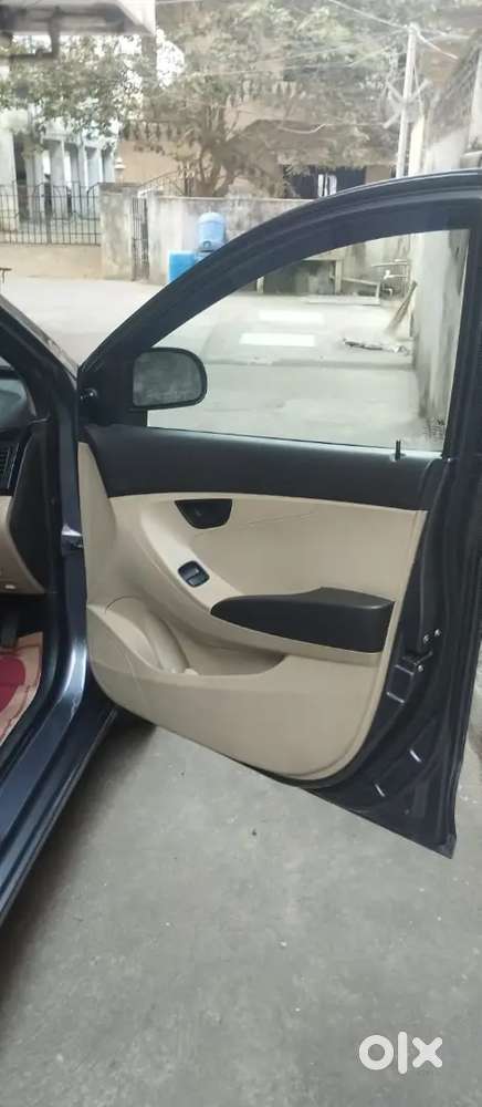 Hyundai Eon 2014 Petrol 96000 Km Driven @ Rs.2,15,000/-