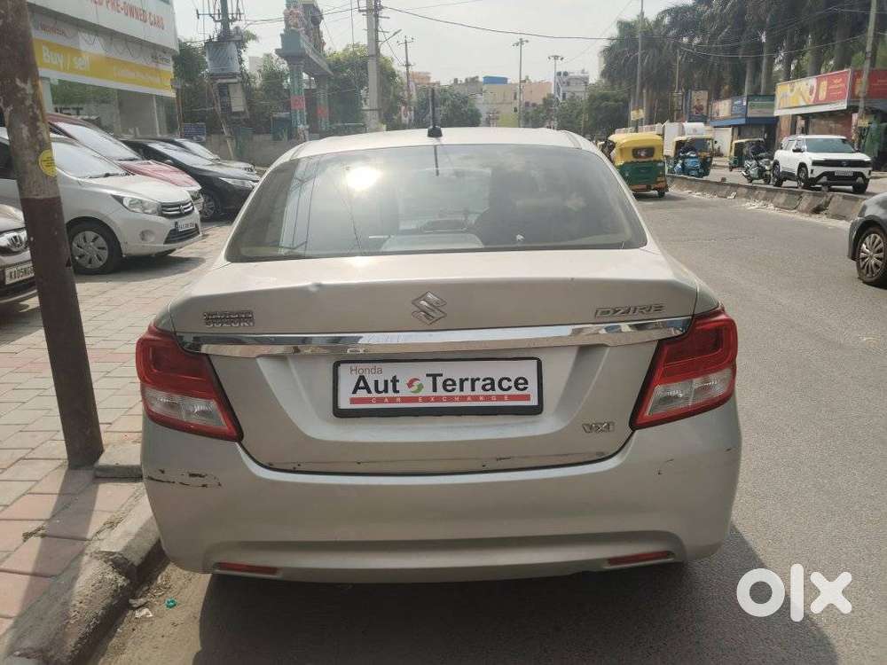 Maruti Suzuki Dzire 1.2 Vxi, 2017, Petrol