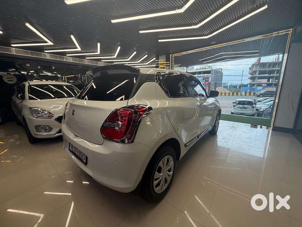 Maruti Suzuki Swift Vvt Vxi, 2021, Petrol