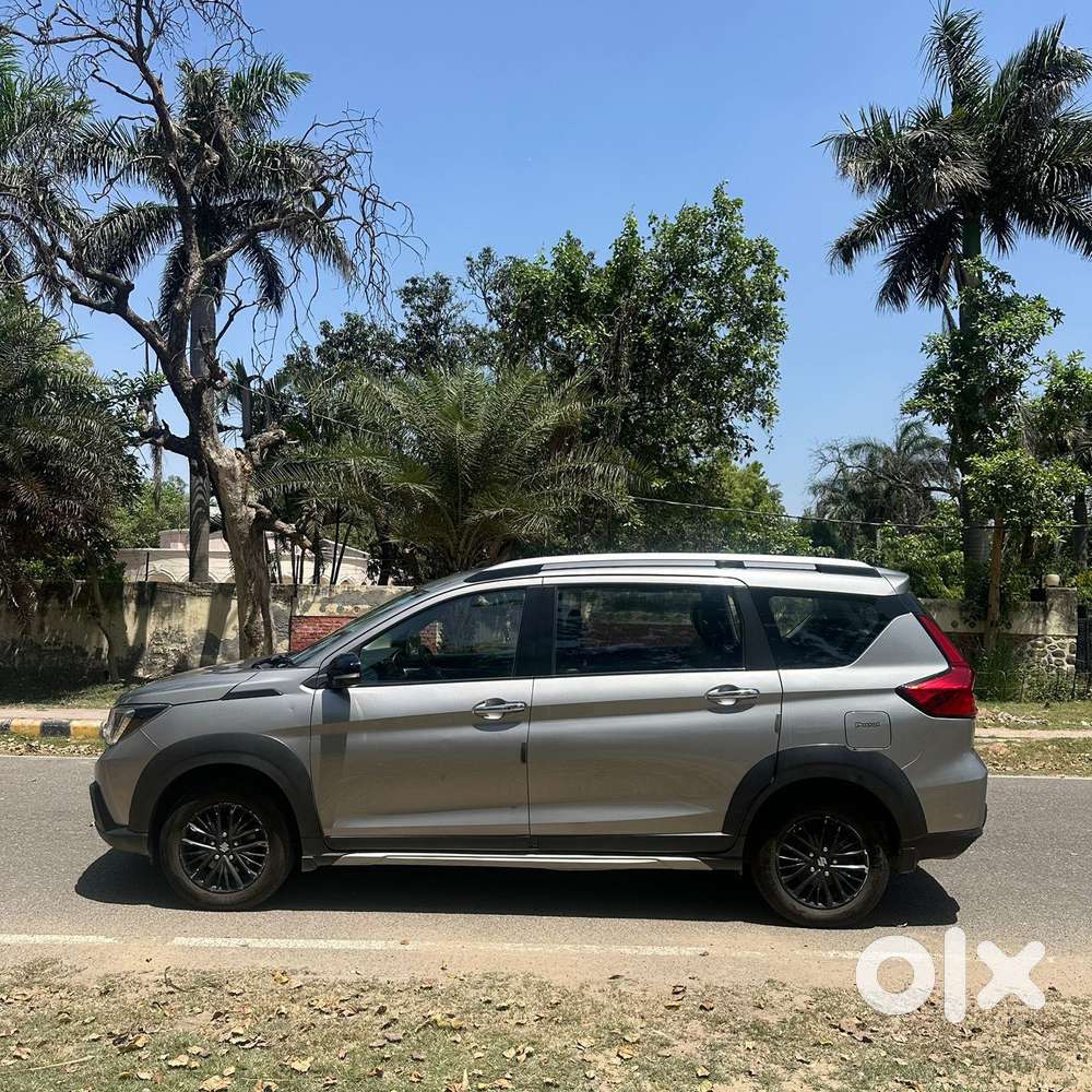 Maruti Suzuki Xl6 1.5 Alpha Plus Dual Tone Mt, 2019, Petrol