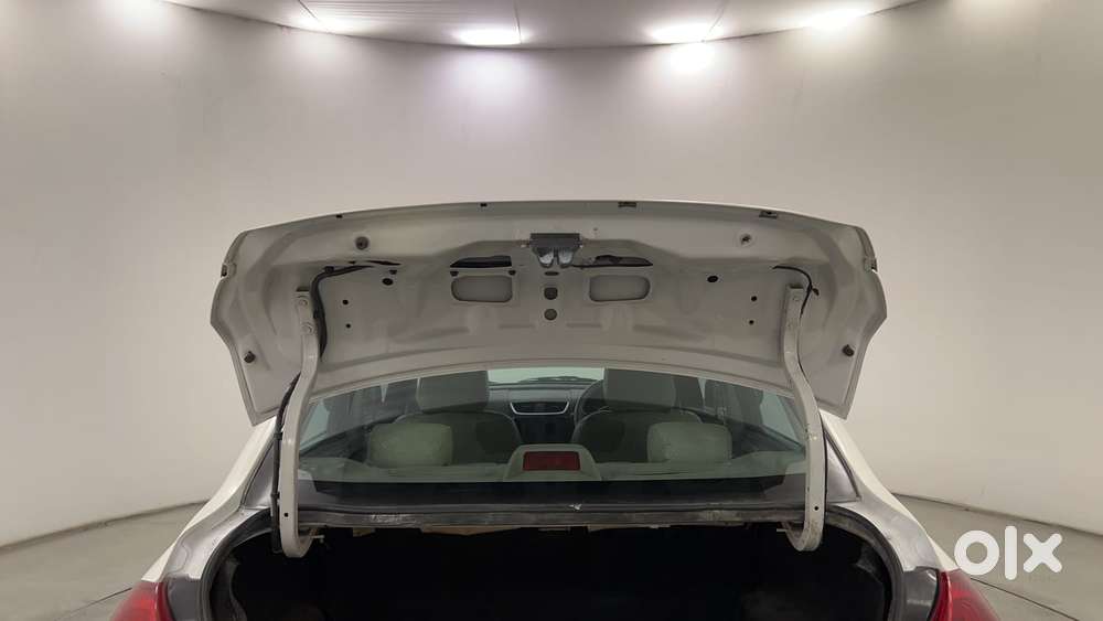 Maruti Suzuki Swift Dzire 1.3 Vxi, 2015, Petrol