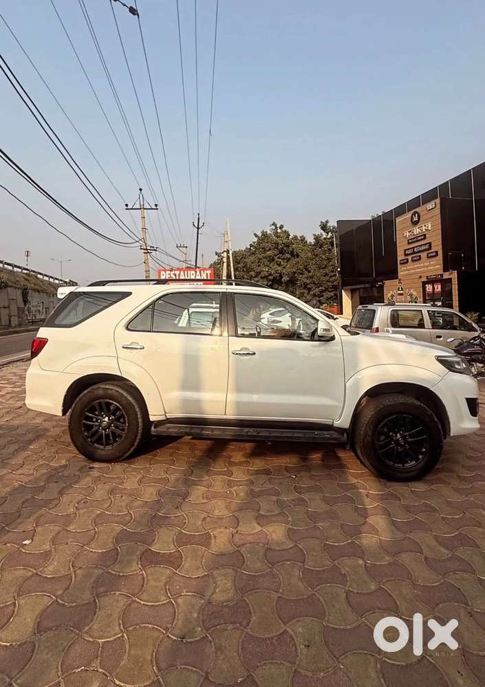Toyota Fortuner Diesel 2015