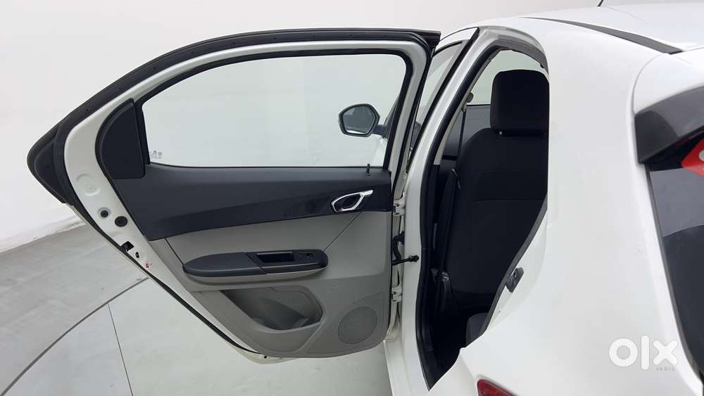 Tata Tiago Xz, 2018, Petrol