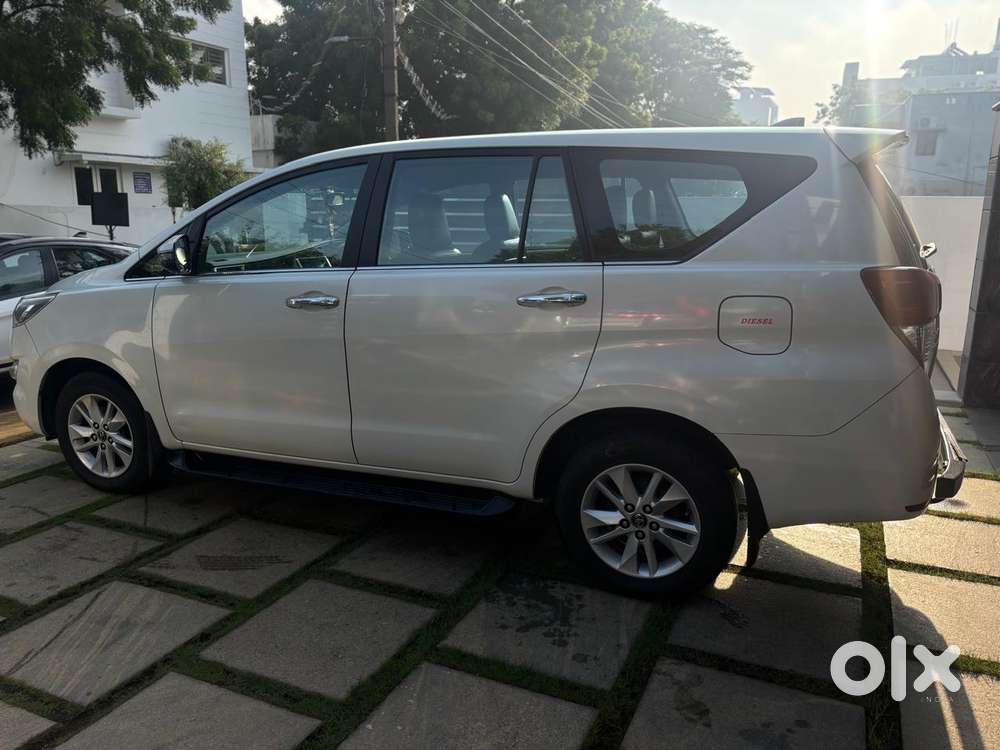 Toyota Innova Crysta 2.4 V 7 Str, 2018, Diesel
