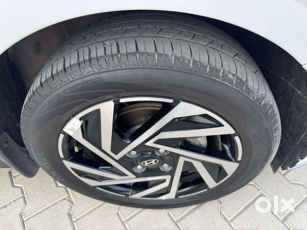 Hyundai Elite I20 1.2 Asta (o) Dual Tone, 2024, Petrol