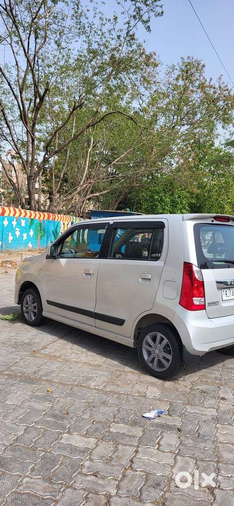 Maruti Suzuki Wagon R Stingray Amt Vxi, 2017, Petrol