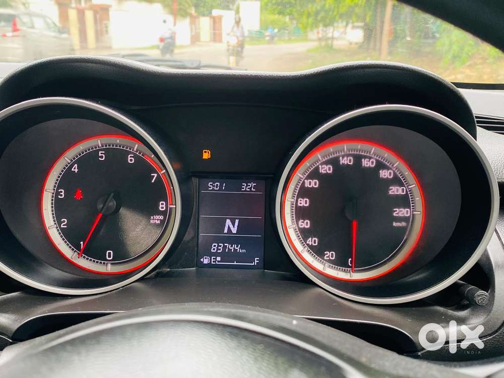 Maruti Suzuki Swift Amt Vxi, 2021, Petrol