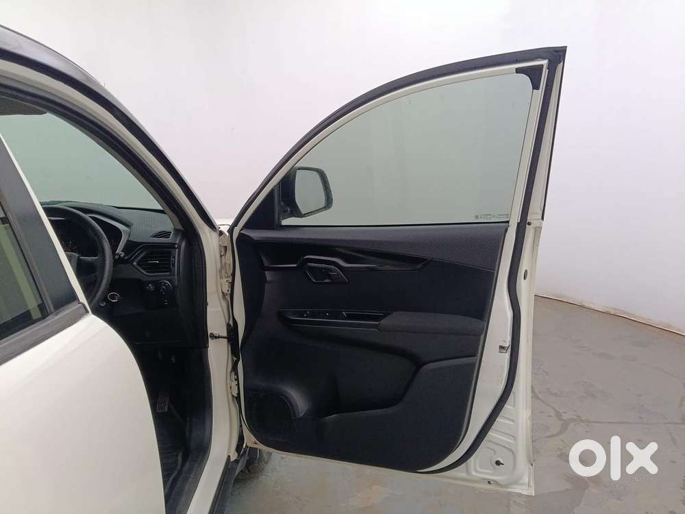 Mahindra Kuv100 Nxt 1.2 K8 Diesel 6 Str, 2018, Petrol