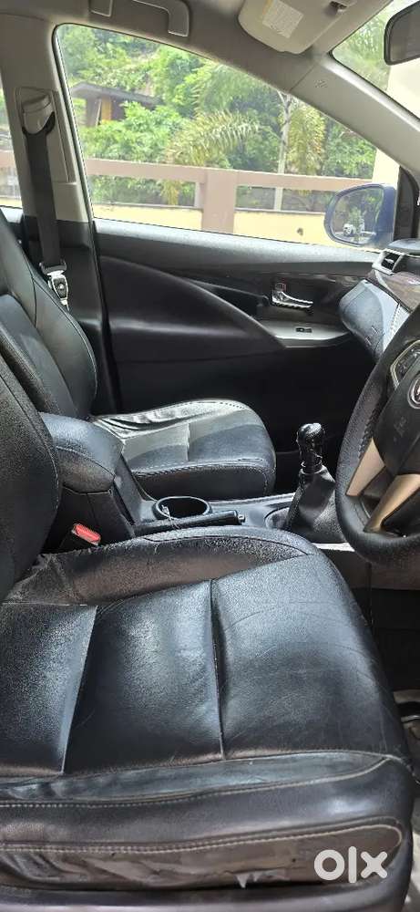 Toyota Innova Crysta 2016 Diesel 115000 Km Driven