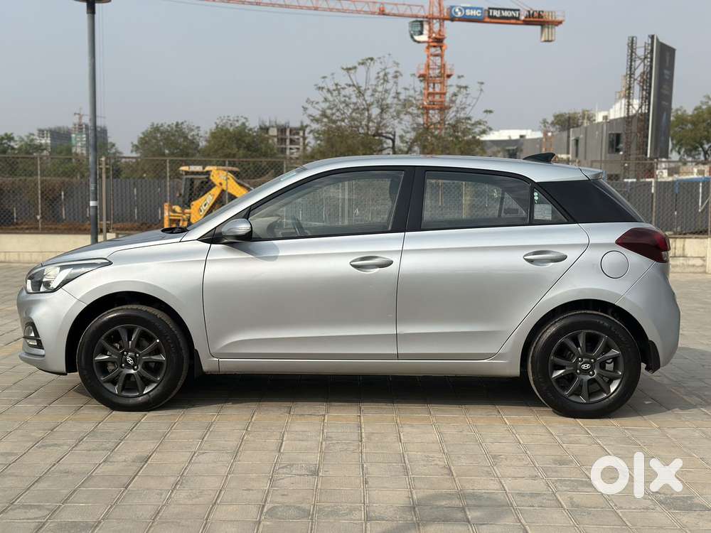 Hyundai I20 1.2 Sportz (o), 2019, Cng & Hybrids