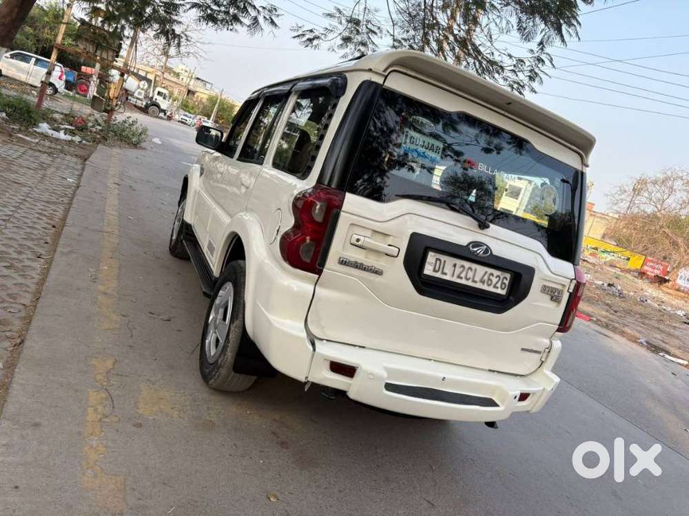 Mahindra Scorpio S6 Plus, 2017, Diesel