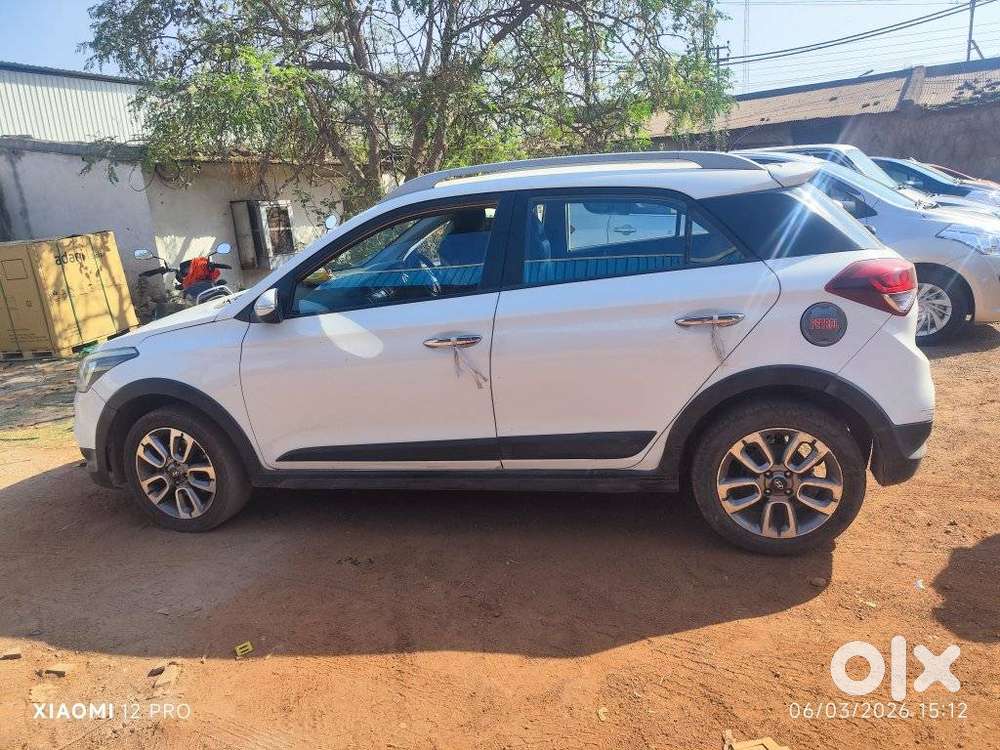 Hyundai I20 Active Sx Petrol, 2015, Petrol