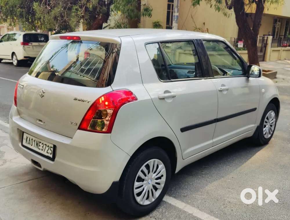 Maruti Suzuki Swift 2010