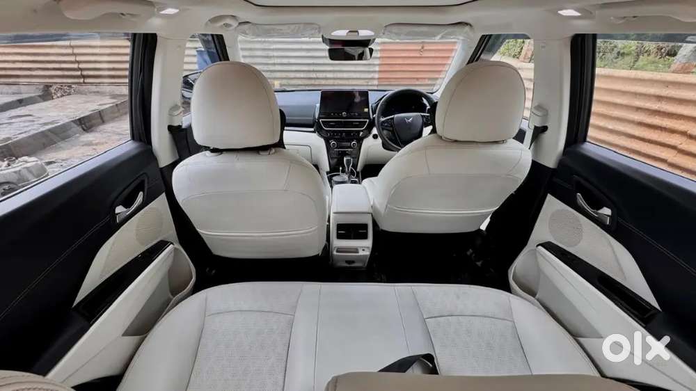 Mahindra Xuv 3xo  Automatic 2025