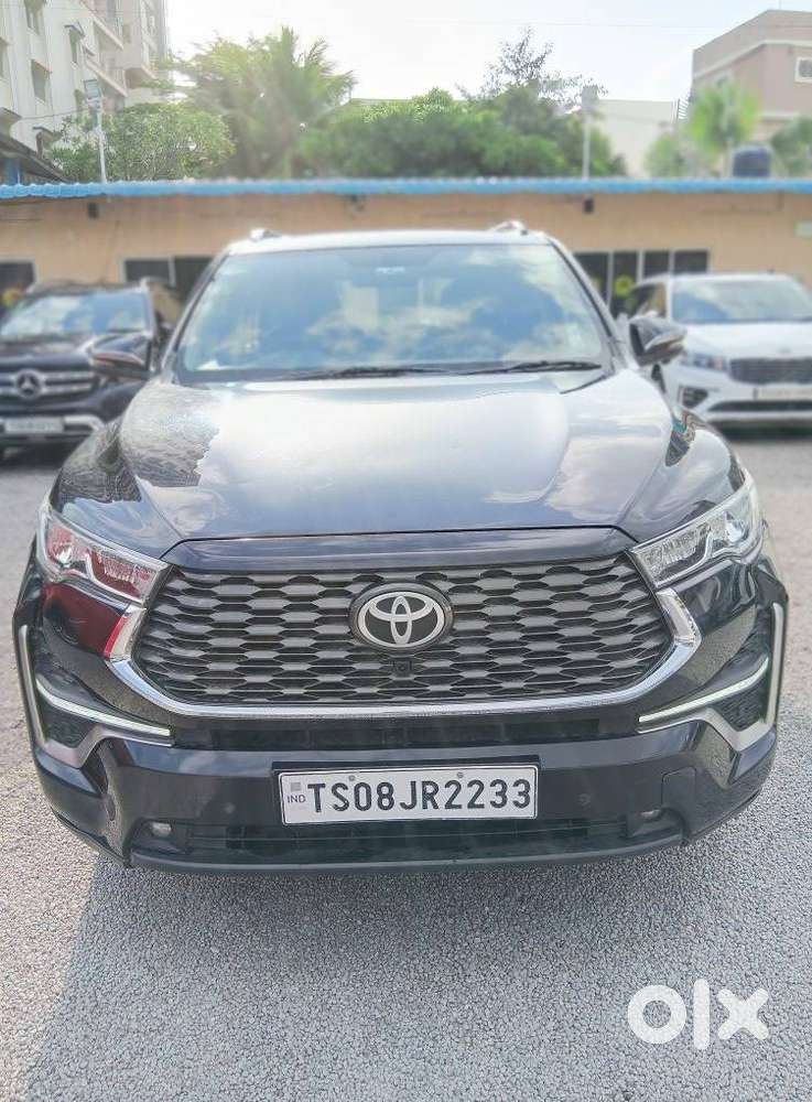 Toyota Innova Hycross 2.0 Zx Hybrid 7 Str, 2023, Petrol