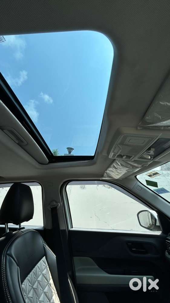Punch Cng Advanture Sunroof With Revo 1.2 L