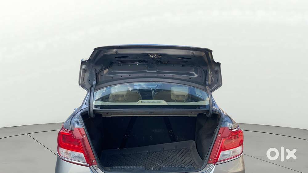 Maruti Suzuki Swift Dzire Zxi + Amt, 2022, Petrol