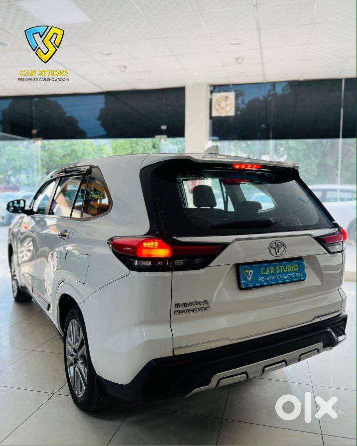 Toyota Innova Hycross 2.0 Gx 7 Str, 2024, Petrol