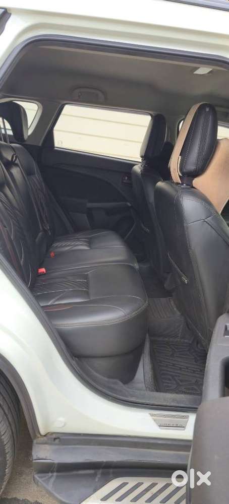 Maruti Suzuki Brezza 1.5 Vxi Smart Hybrid, 2025, Petrol