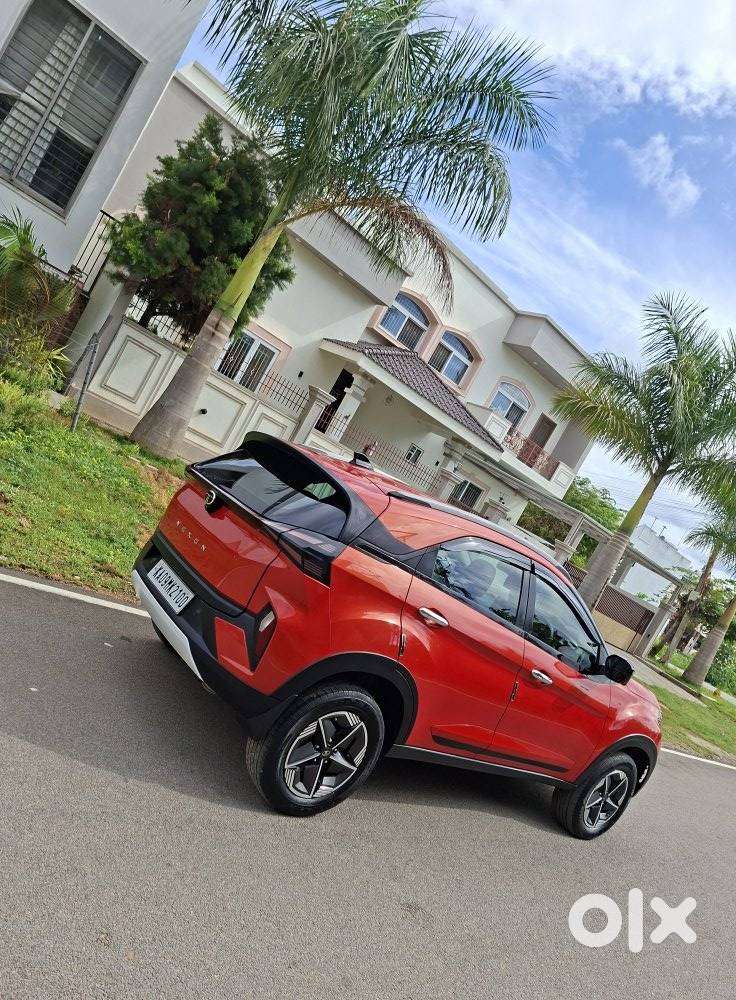 Tata Nexon 1.2 Revotron Xz Plus, 2024, Petrol