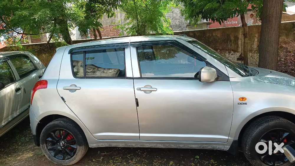 Maruti Suzuki Swift Lxi 2007