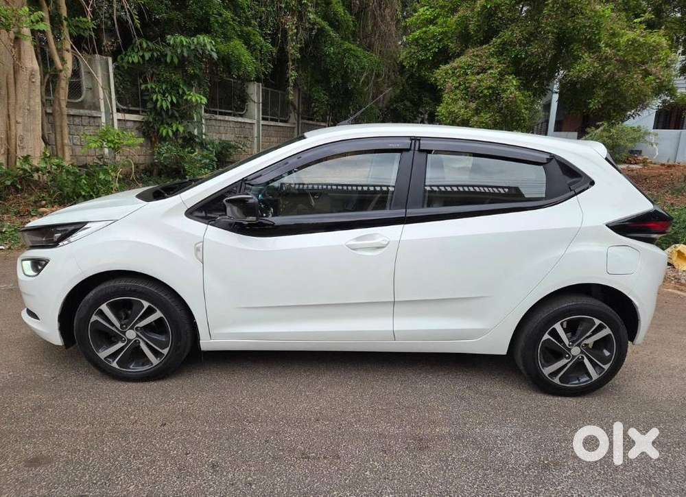 Tata Altroz Xz, 2020, Petrol