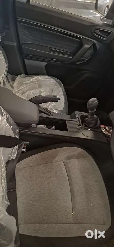 Renault Kiger Petrol 2025