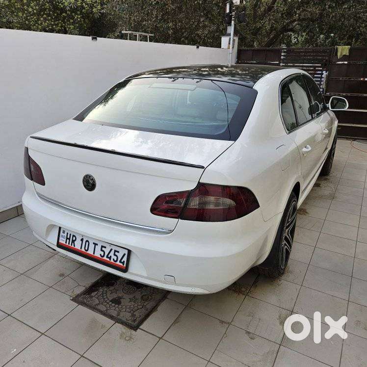 Skoda Superb 1.8 Elegance Tsi At, 2012, Petrol