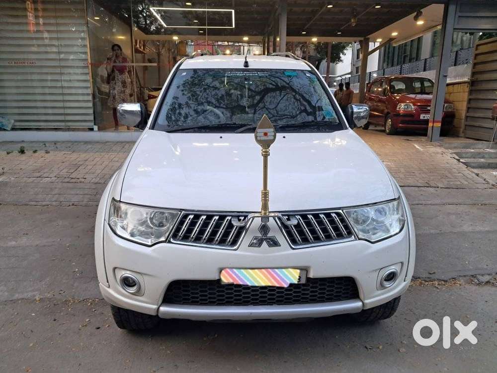 Mitsubishi Pajero Sport 2.5 Automatic, 2013, Diesel