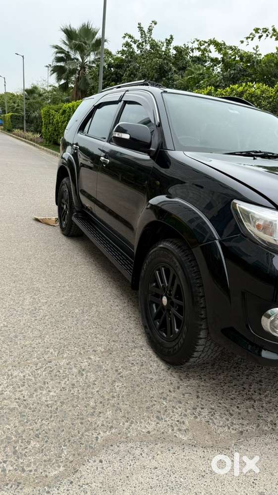 Toyota Fortuner 2015 Diesel Well Maintained