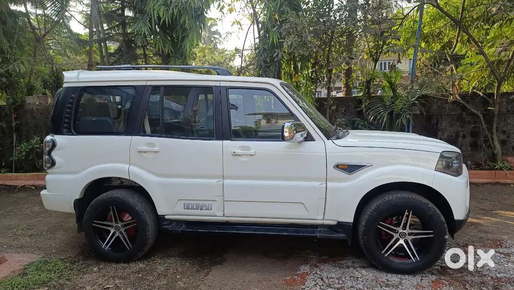 Mahindra Scorpio 2015 Diesel Classic