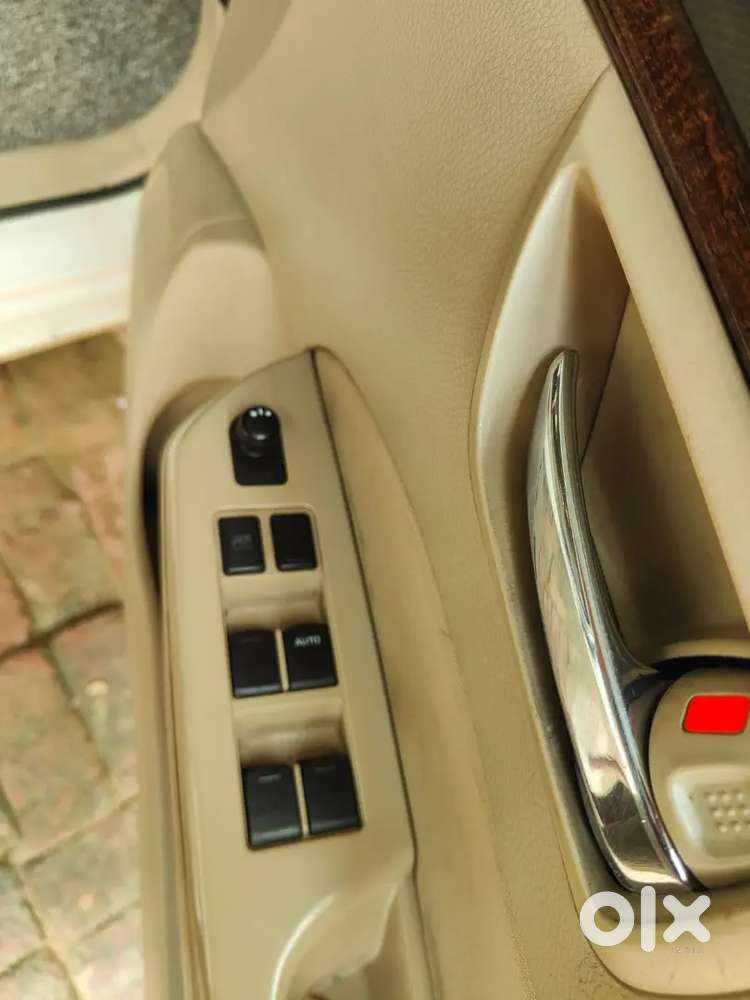 Maruti Suzuki Dzire 2015