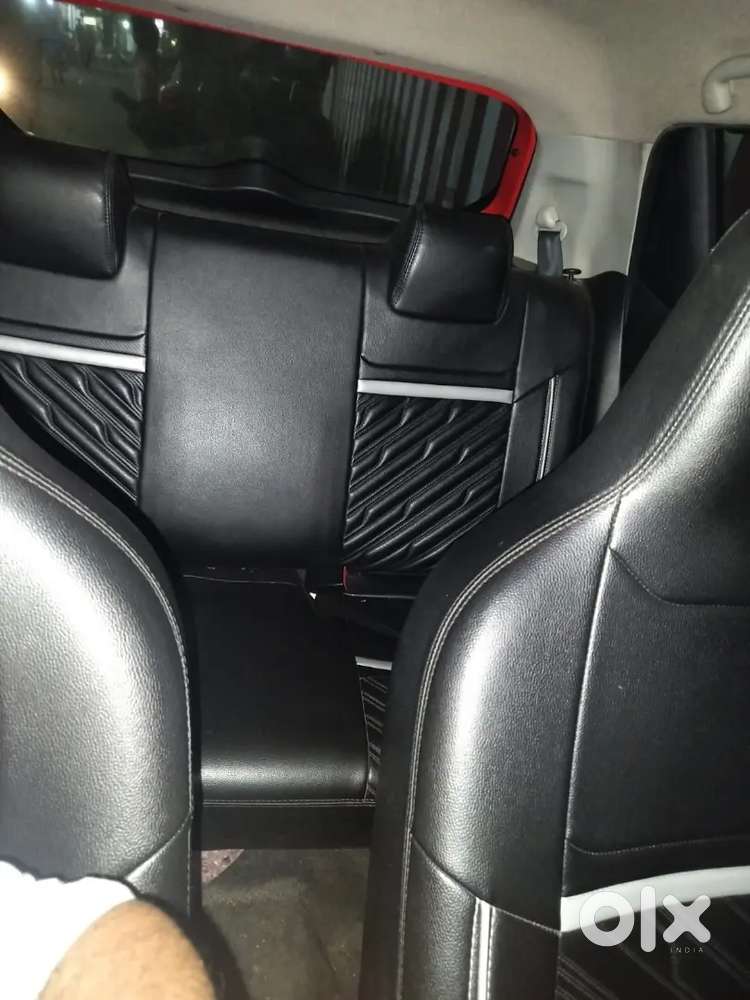 Maruti Suzuki Swift Lxi Colour Is Red
