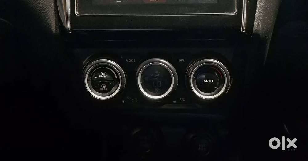 Maruti Suzuki Swift 1.3 Zxi, 2023, Petrol
