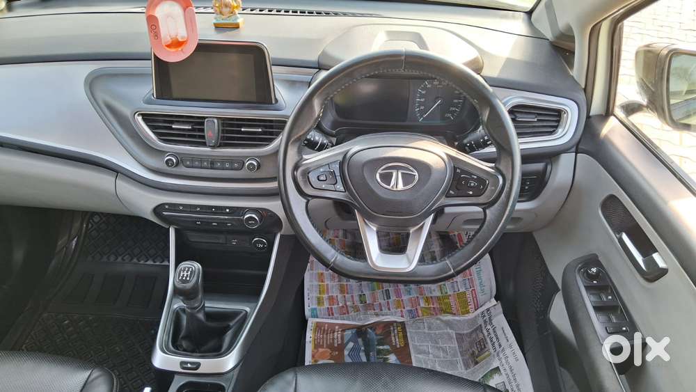Tata Altroz Xz Plus (s), 2020, Petrol