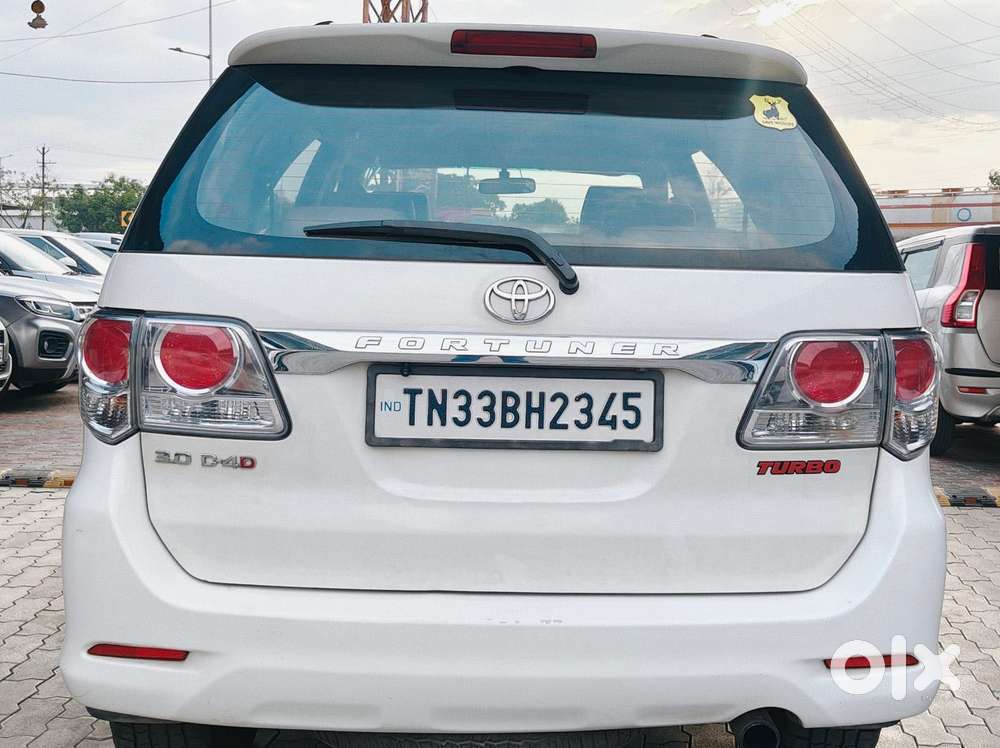 Toyota Fortuner 4x2 Manual, 2014, Diesel