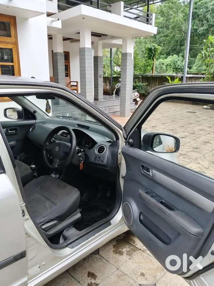 6th Owner  Well Maintained  85% Tyres