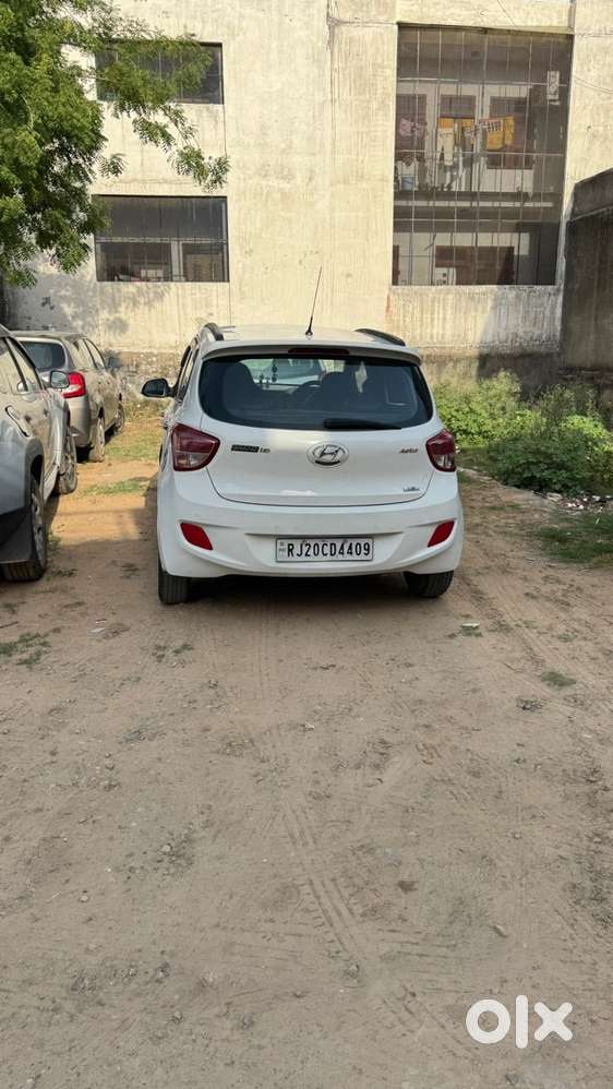 Hyundai Grand I10 Asta 2015 Model