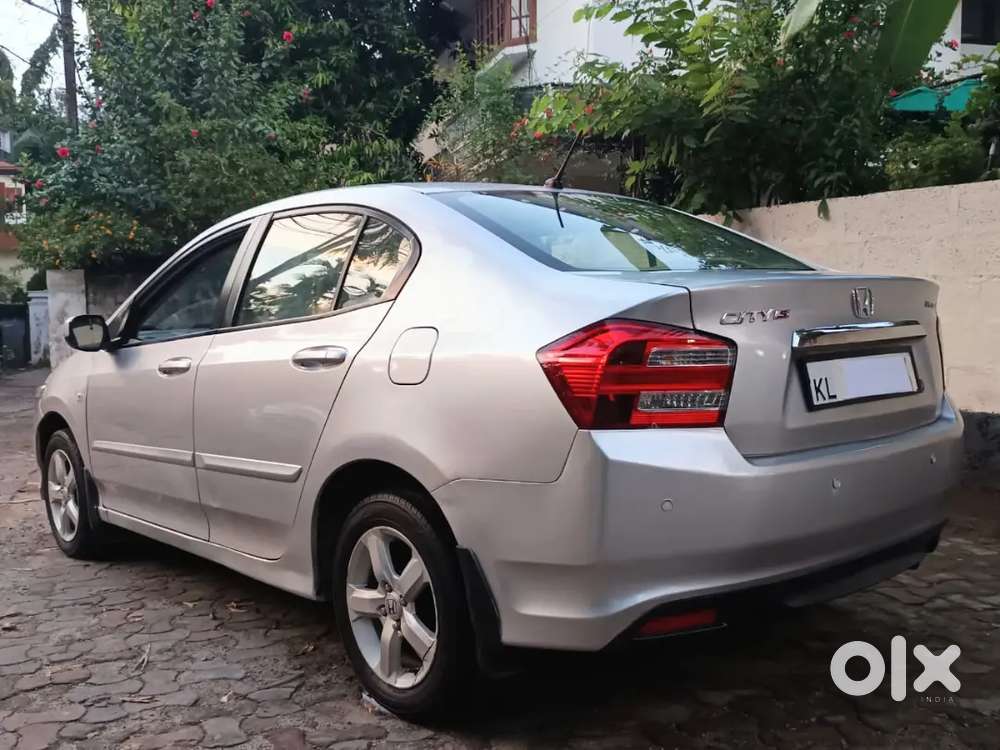 Single Owner Well Maintaned  Honda City Ivtec Automatic Mint Cndtion