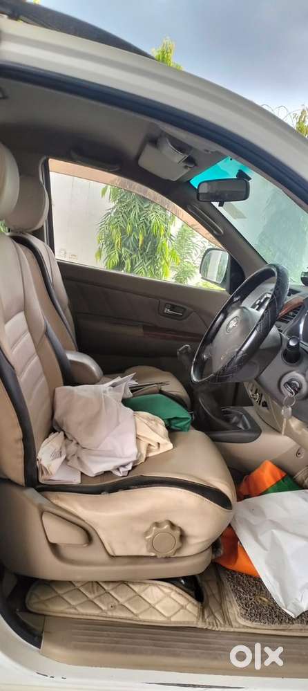 Toyota Fortuner Diesel 2011