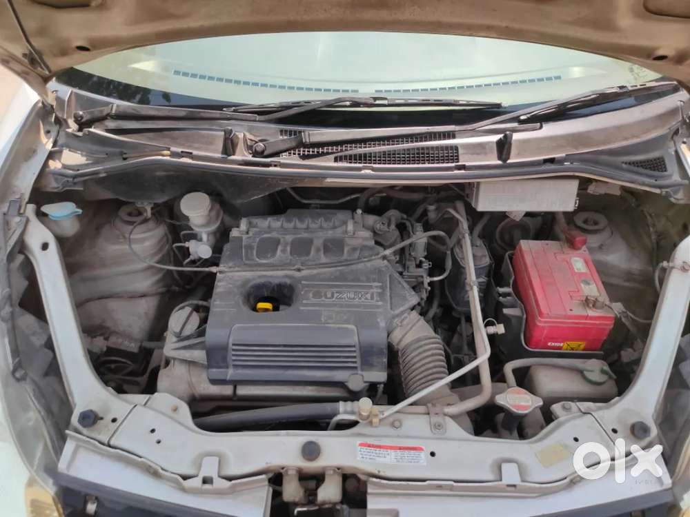Maruti Suzuki Zen Estilo Lxi Bs Iv, 2013, Petrol